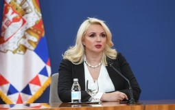 
					Lekarka tvrdi da je napravila lapsus kada je rekla da je korona registrovana u Srbiji 1. marta 
					
									