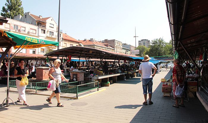 Licitacija za prodajne prostore na novosadskim pijacama u sredu u Tržnici