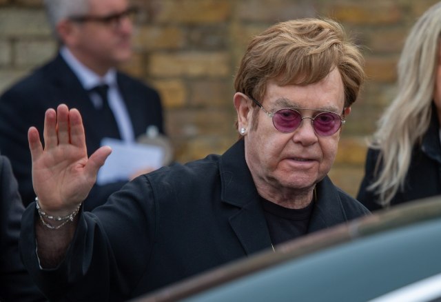 Lične stvari Eltona Džona prodate na aukciji po neverovatnoj ceni