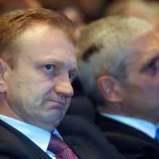 Lider opozicije potpuno izgubio kompas: Đilas bi da protera stranu robu iz Srbije! (FOTO)