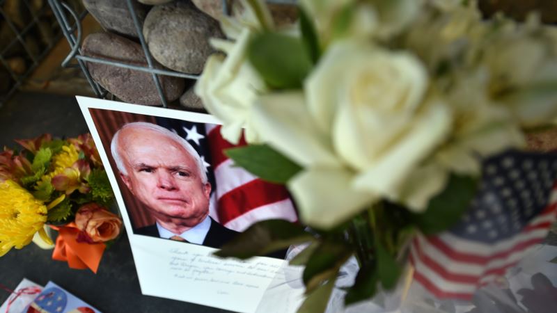 Mekejn ostavio oproštajnu poruku, Tramp neće prisustvovati sahrani