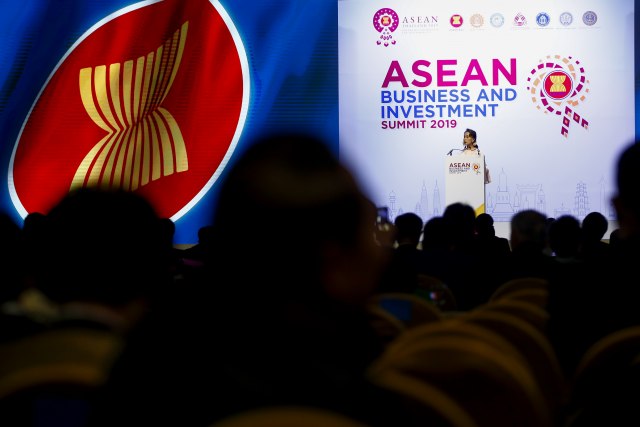 Lideri na samitu ASEAN-a pozvali na otvaranje regionalnog tržišta