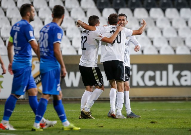 Superliga: Partizan pred novim izazovom, Zvezda (bi trebalo da) se zagreva za LŠ