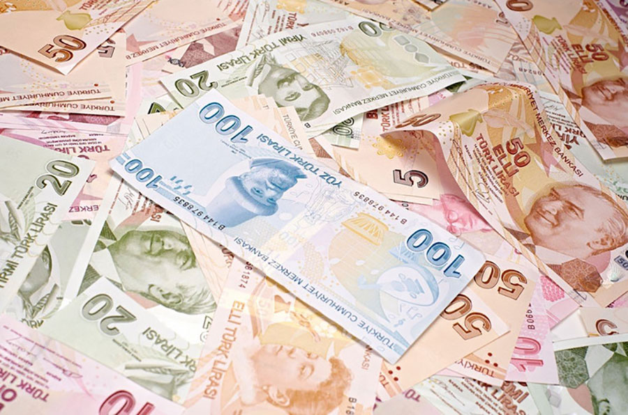 Lira oslabila čak 20 odsto za tri mjeseca