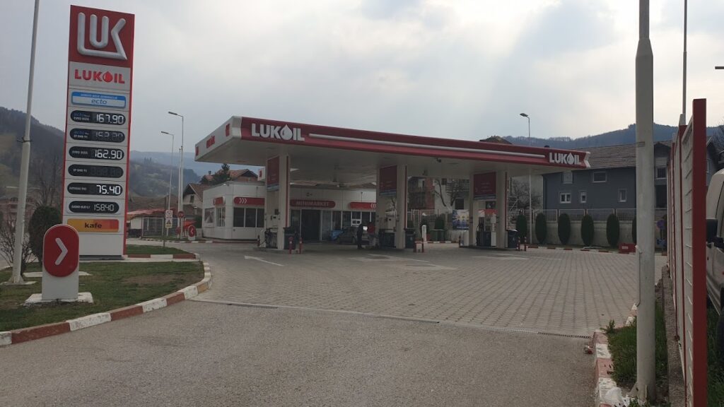 Litar goriva skuplji za sedam dinara