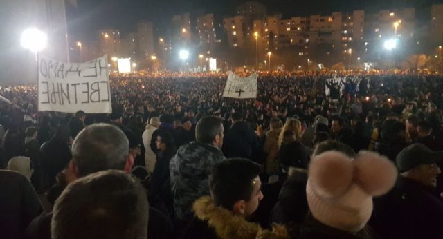 Litija u Podgorici: „Ne damo svetinje“, „Kosovo je Srbija“