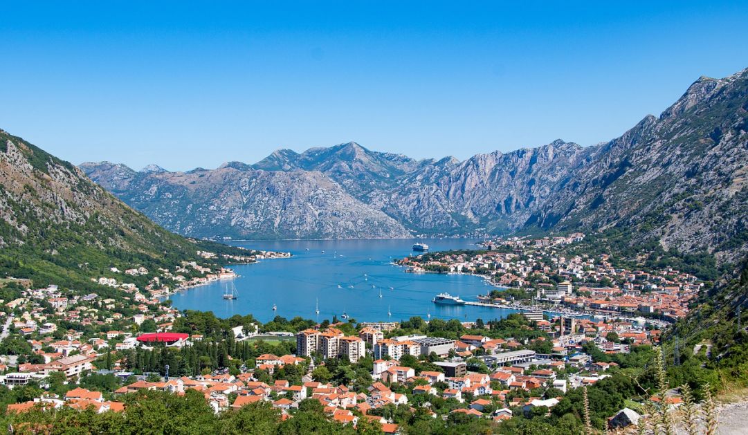 Ljetovanje na crnogorskom primorju skuplje i do 30 odsto nego lani