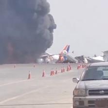 Ljudi panično bežali iz aviona, a onda je samo buknulo! Izrael zasuo raketama jemenski aerodrom, snimci su jezivi (VIDEO)