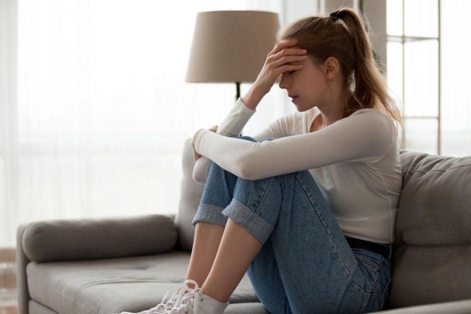 Ljudi u 20-it češće ostaju bez posla zbog lošeg mentalnog zdravlja: Mlade žene izloženije negativnim uticajima