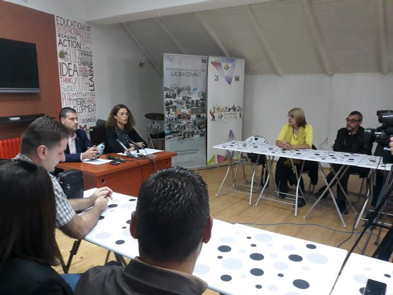 Lokalni timovi u Leskovcu i Vranju o borbi protiv trgovine ljudima