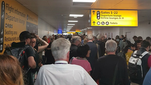 London: Lažna uzbuna na požar na aerodromu i železničkoj stanici, putnici se vraćaju