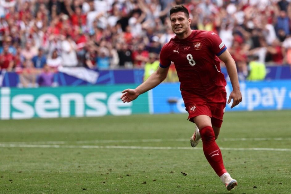 Luka Jović izabrao Ovijedo, karijeru nastavlja kod Veljka Paunovića,