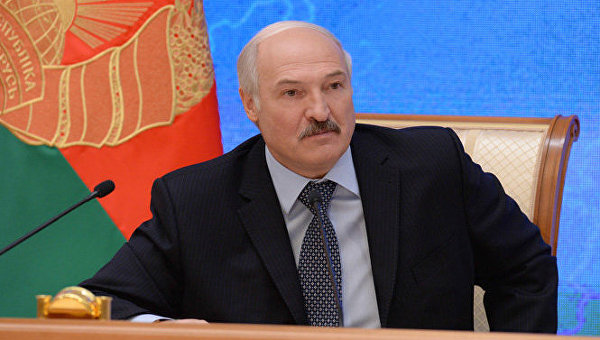 Lukašenko: Ako NATO nastavi da nas plaši biće nam potrebno efikasnije oružje