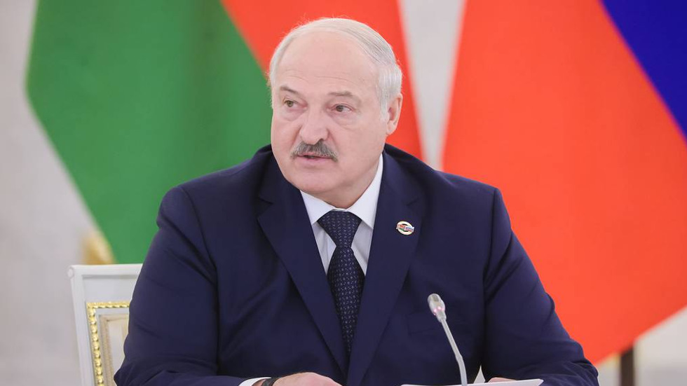 Lukašenko će sa Putinom razgovarati o železnici za Sankt Peterburg