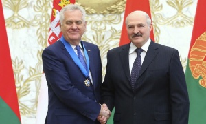 Lukašenko uručio Nikoliću orden Prijateljstva naroda