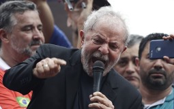 
					Lula da Silva izrazio solidarnost s levičarskim vladama, Trampu poručio da gleda svoja posla 
					
									
