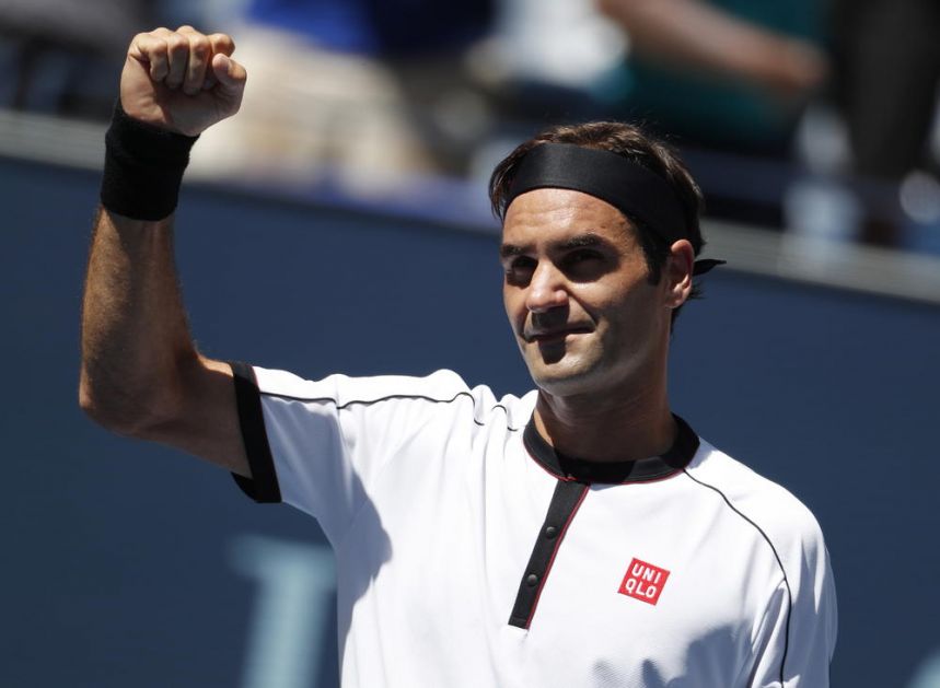 MA, GODINE SU ZA NJEGA SAMO BROJ! Federer OVOM izjavom ostavio BEZ KOMENTARA i najnevernije Tome!