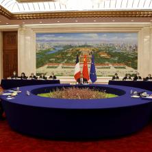 MAKRON I SI ĐINPING NA SASTANKU U PEKINGU: Francuski predsednik pozvao kineskog lidera da URAZUMI RUSIJU