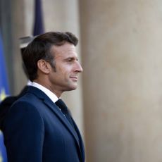 MAKRON PRESEKAO: Predsednik Francuske potpisao bitan NATO protokol