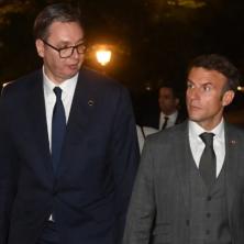 MAKRON SPREMAN DA ČUJE STAVOVE BEOGRADA: Vučić u Granadi razgovarao sa francuskim predsednikom