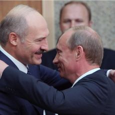 MI ČESTO RAZGOVARAMO O SRBIJI Lukašenko šokirao priznanjem - evo o čemu redovno polemiše sa Putinom