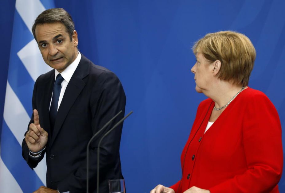 MICOTAKIS OD MERKELOVE TRAŽIO OTPIS DUGA, A ONDA JE USLEDIO HLADAN TUŠ: Grčki premijer pokrenuo pitanje ratne odštete, Nemačka bi platila 270 milijardi evra!