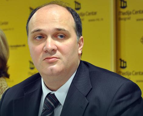 MILOŠEVIĆEV BEZBEDNJAK Uroš Šuvaković izabran za redovnog profesora Beogradskog univerziteta?