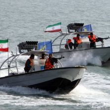 MOGU DA TUKU AMERE SA 1.000 KILOMETARA UDALJENOSTI! Iran opremio mornaricu elitne IRGC najmoćnijim raketama i dronovima