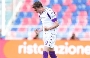 MORAJU DA BUDU NAJKONKURENTNIJI: Poznato je koliko Fiorentina nudi Vlahoviću za ostanak!