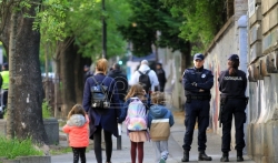 MUP: Policajci ostaju do kraja školske godine u svih 1.800 škola u Srbiji