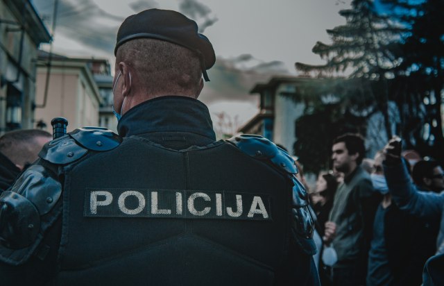MUP Srbije pokazao kako da na propisan način čuvate vaše oružje FOTO