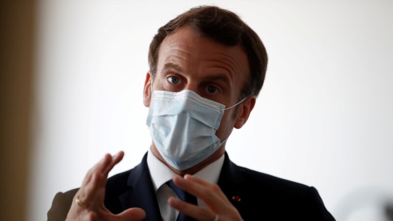 Macron upozorio da će gnjaviti nevakcinirane Francuze