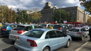 Macura: Država zaštitila taksi kartel