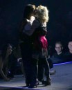 Madona strasno poljubila koleginicu na sceni FOTO