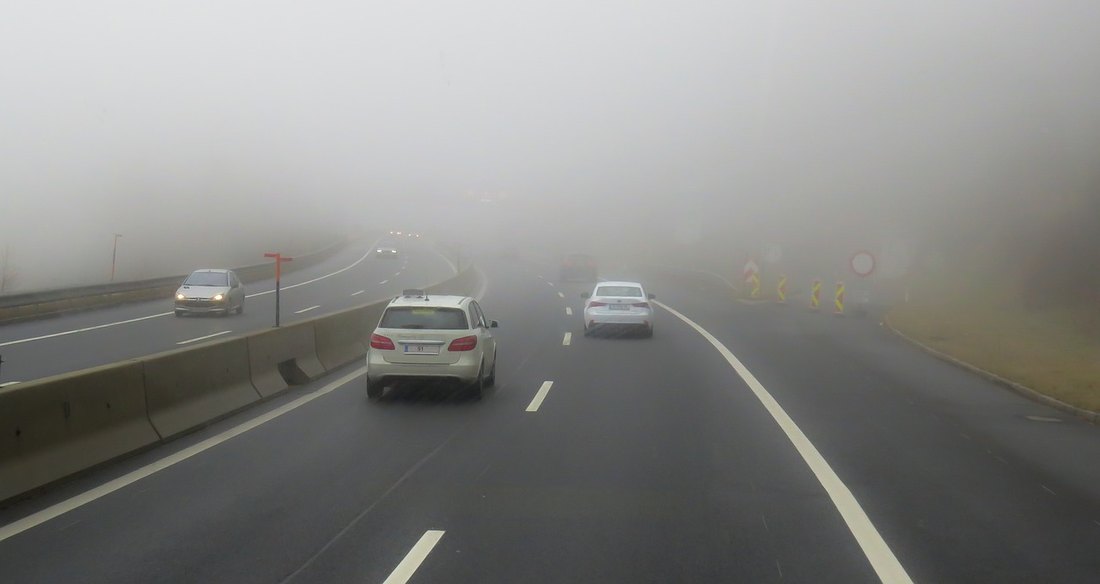 Vozačima se savetuje oprez zbog magle i moguće poledice