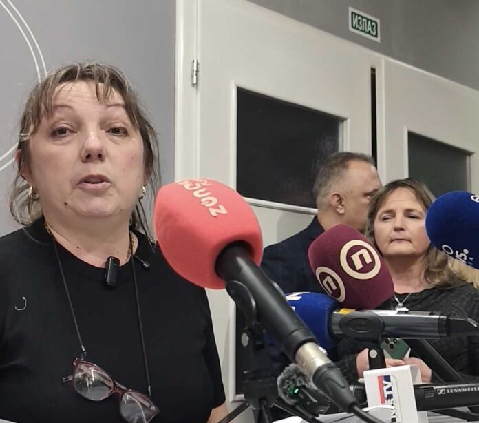 Majka kaže da joj je u Gradskoj kući u Nišu zaprećeno da ćuti o statusu roditelj-negovatelj, inače neće dobiti pomoć