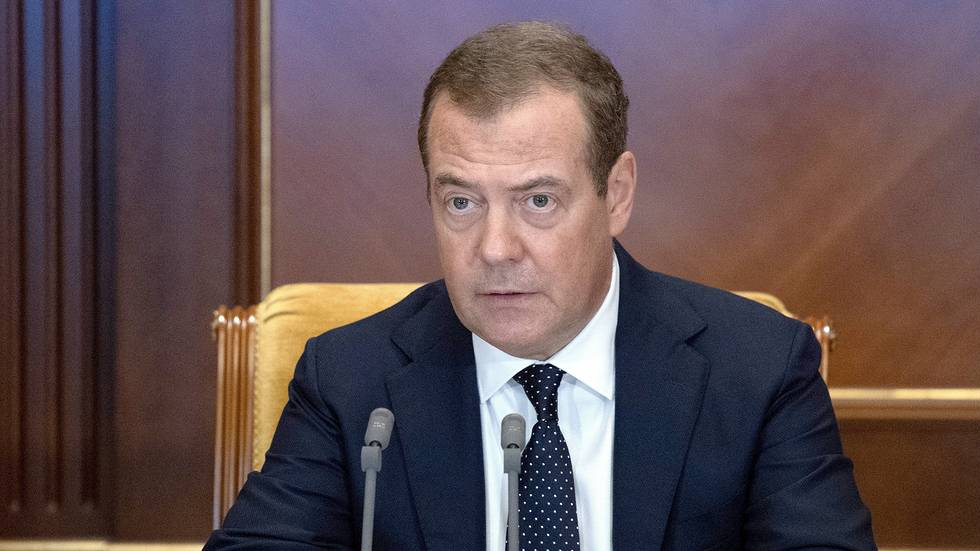 Makartijeva „ljubav“ prema Ukrajini dovela je do njegove smene — Medvedev