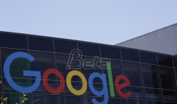 Makron: Gugl će morati da poštuje zakon Francuske