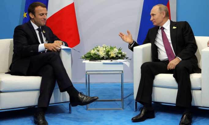 Makron: Putinova ideja o demokratiji nije moja