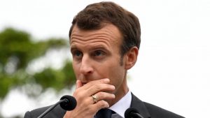Makron brine zbog uspona Marine le Pen