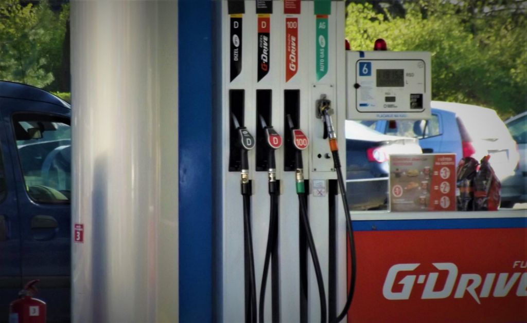 Malim pumpama preti zatvaranje: Predlog da se marža po litru goriva poveća na 15 dinara