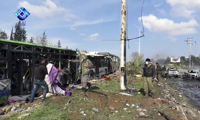 Mamili su nas grickalicama da napustimo autobus: Potresna svedočenja izbeglica koje su preživele masakr