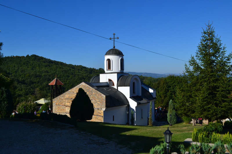 Manastir u koji je kao dete dolazio Otac Justin, u njemu boravio ruski monah, a danas prepoznatljiv po vizantijskom pojanju i preparatima od lekovitog bilja (Foto)
