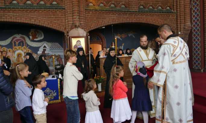 Manastirske sestre dobri domaćini