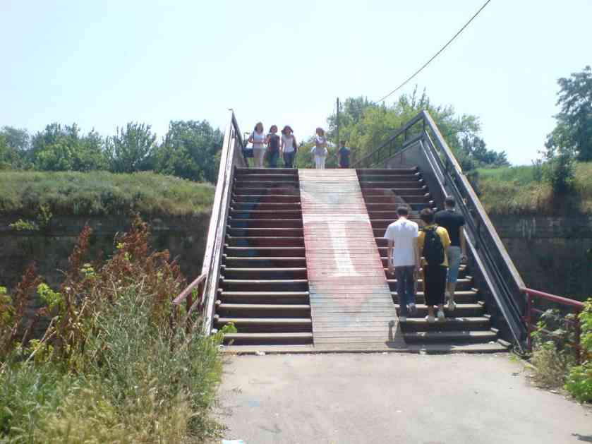 Manijak masturbirao pred decom na Bubnju