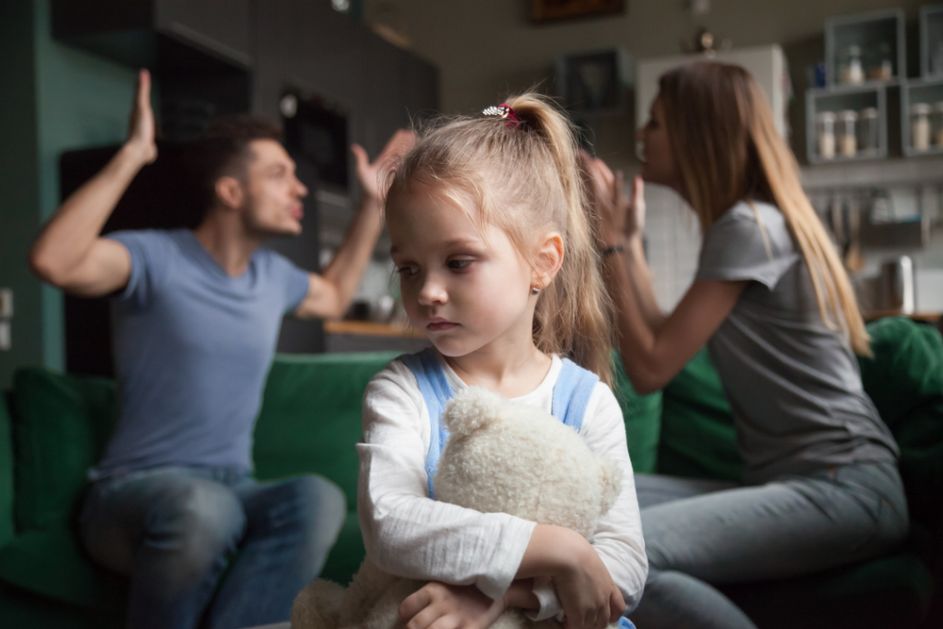 Manipulacija decom posle razvoda ostavlja neizbrisive tragove na duši i njihovom mentalnom zdravlju