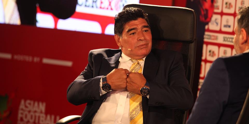 Maradona iz Emirata u fotelju u Belorusiji