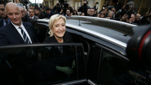 Marin Le Pen čestitala Putinu