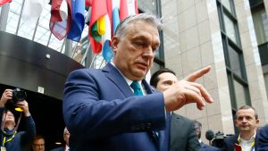 Marović: Orban koristi pandemiju da stekne neograničenu moć