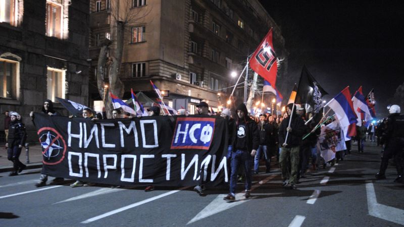 Marš ultradesničara Beogradom: Za Veliku Srbiju, protiv migranata